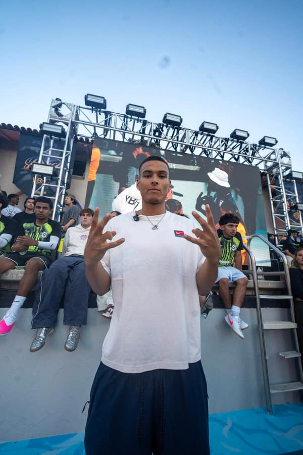 Nike Toma — Footy Vibes photography